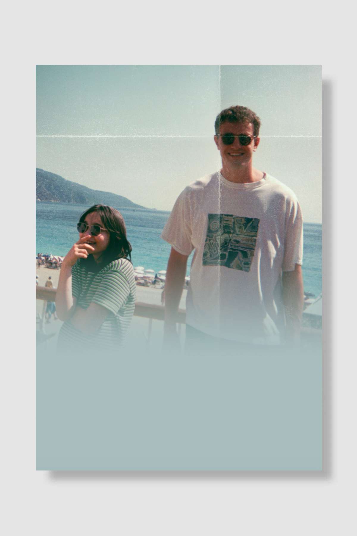 Güneş Sonrası - Aftersun Film Poster Çerçevesiz Yüksek Kalite Film Afiş Duvar Poster