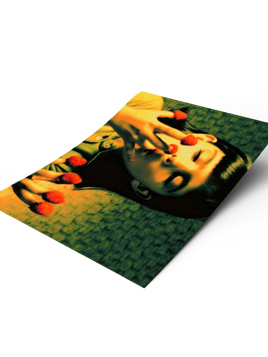Amelie Strawberries Poster, Çerçevesiz Tv Film Poster